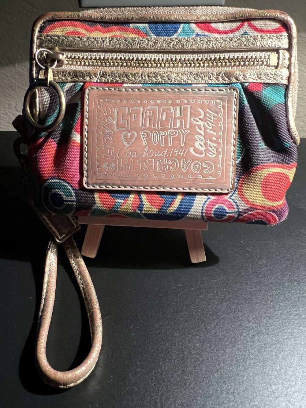 authentic COACH Poppy colorful wristlet (color/gold trim) - Picture 6 of 6